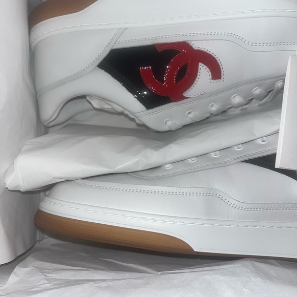Authentic Chanel Men’s Calfskin & Patent Leather sneakers size 46 - Picture 12 of 14